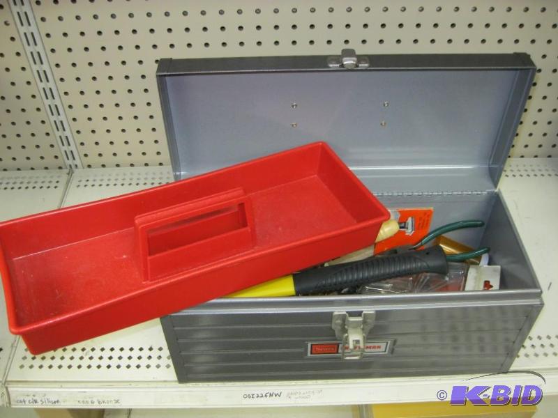 lot 38 image: Craftsman Tool Box With Some Tools...