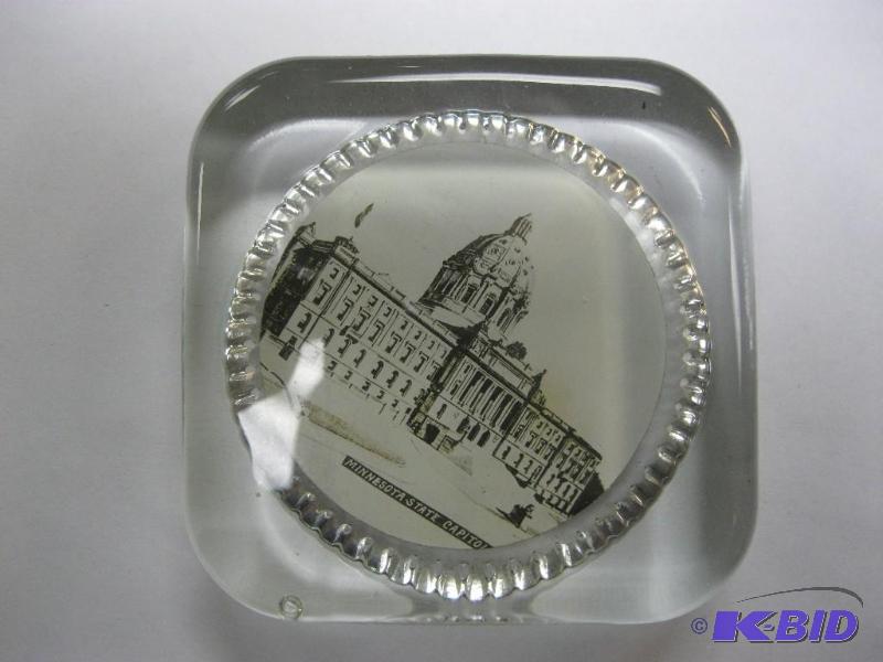 lot 66 image: Minnesota State Capitol Paper Weight...