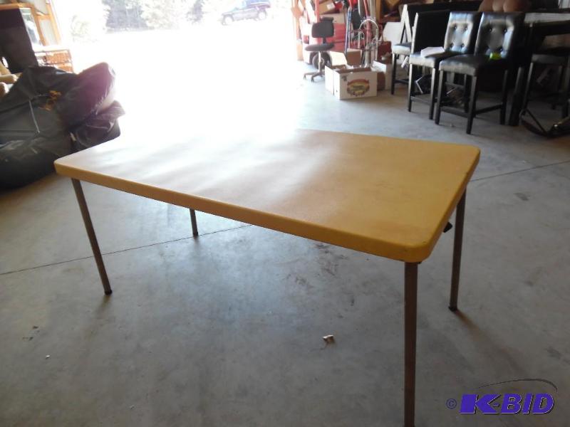 Folding Table