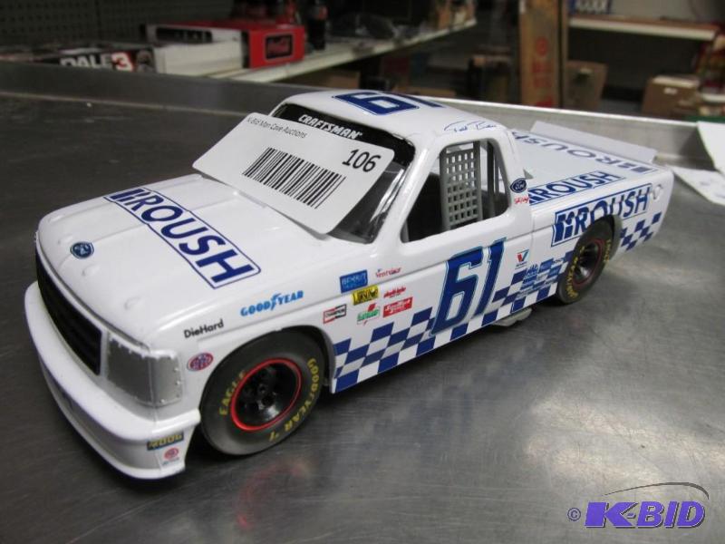 lot 106 image: Craftsman Truck Series 124 Racing Champions Die Cast Truck