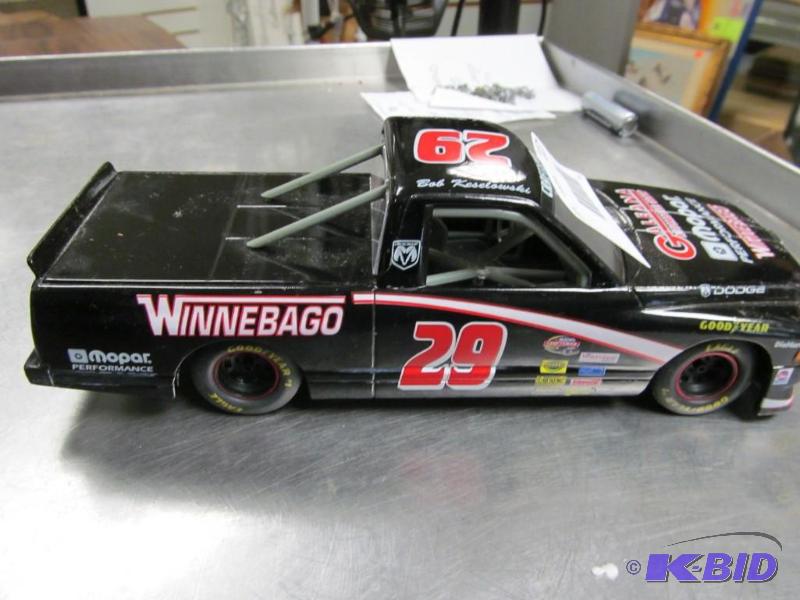 lot 117 image: Craftsman Truck Series 124 Racing Champions Die Cast Truck