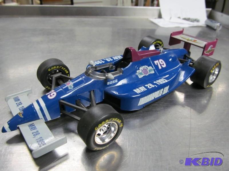 lot 124 image: 1995 124 Indy Car Die Cast Indy 500 Racing Champions NIB