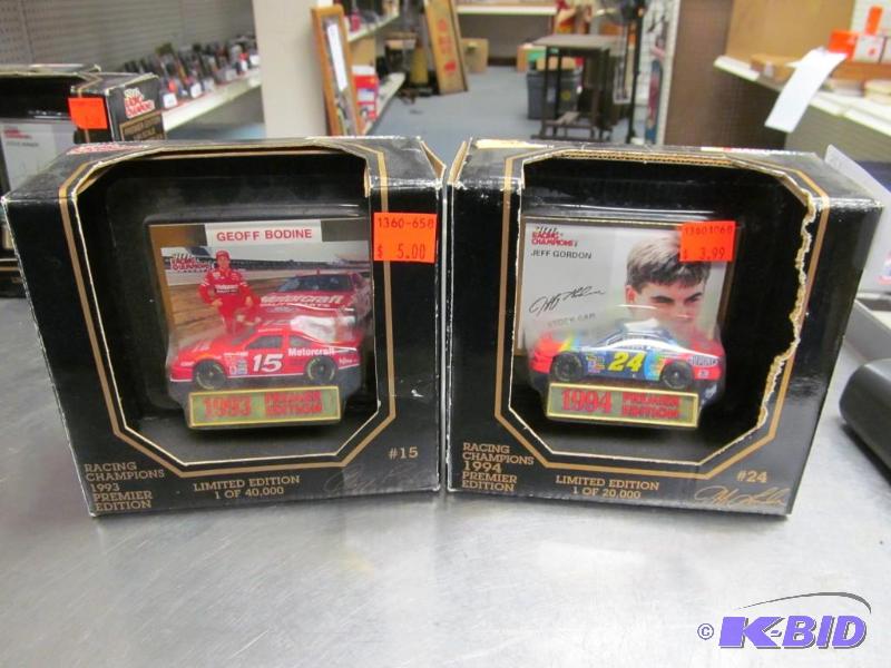 lot 125 image: Lot of 2 1993-94 Racing Champions Premier Boxed 164 Die Cast NSACAR