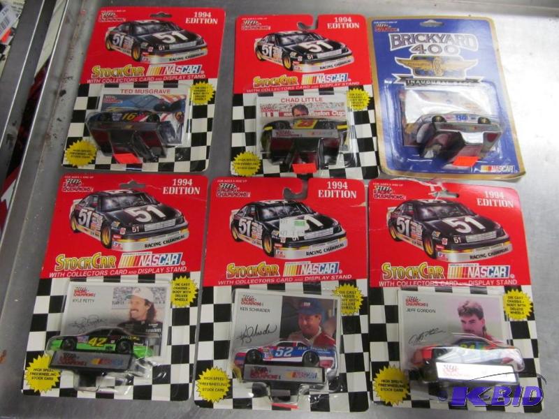 lot 134 image: Lot of 6 1994 Racing Champions 164 NASCAR Die Cast Cars