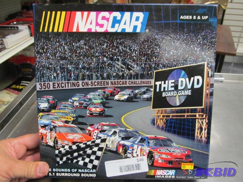 lot 146 image: 2005 NASCAR The DVD Board Game NEW