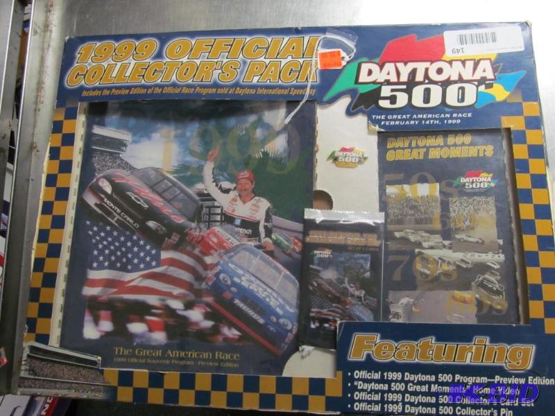lot 149 image: 1999 Daytona 500 Collectors Pack