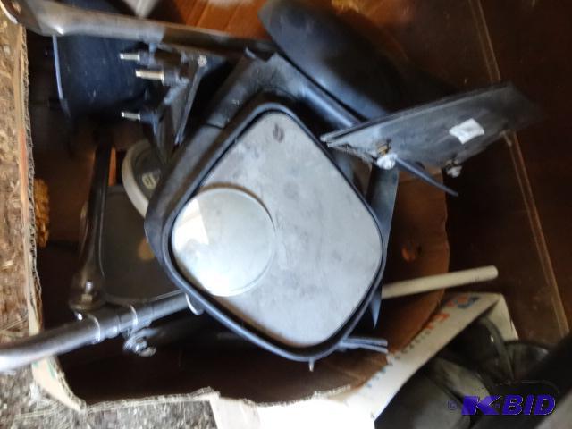 lot 107 image: Box of Used Truck mirrors...