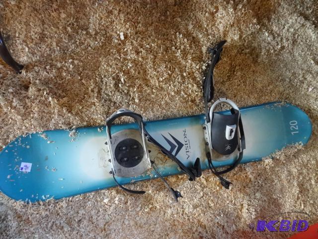 lot 160 image: Vision 120 Snow Board....