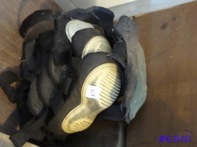 lot 213 image: 3 Pair of Knee Pads...
