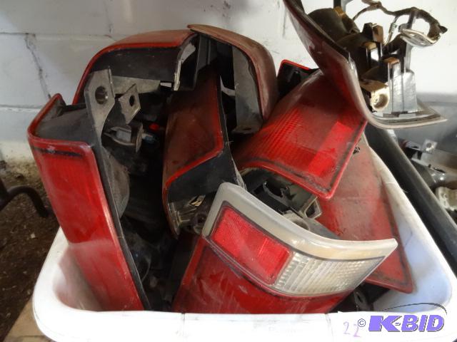 lot 22 image: Misc used vehicle truck lights....