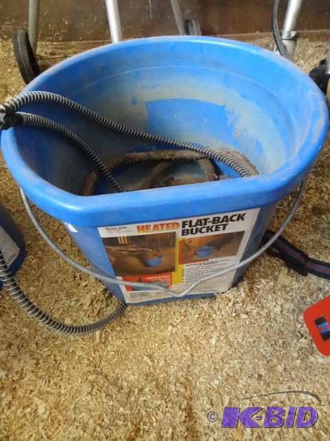 lot 258 image: Heated Flat Back Bucket...