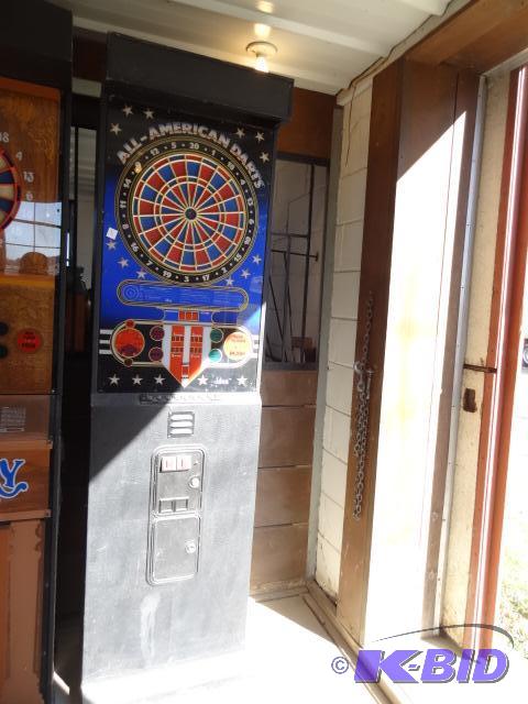 lot 3 image: All american Darts Electronic Dart Game, coin...