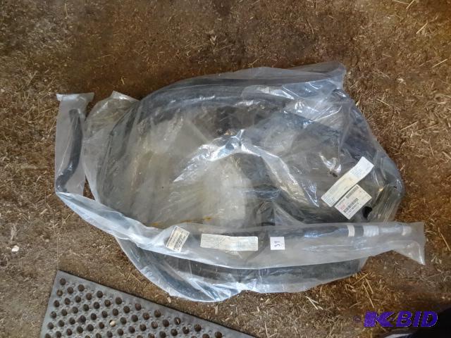 lot 39 image: GM # 97726388 Pre made hose. GM # 94056098...