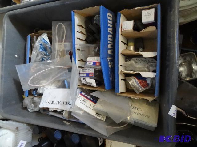 lot 43 image: Lots of new parts for Chevy trucks and vans. ...