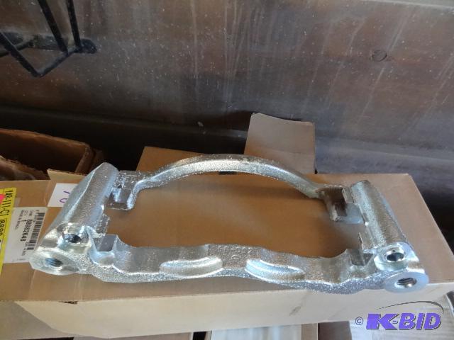 lot 79 image: GM 88982648 Caliper Bracket. New...