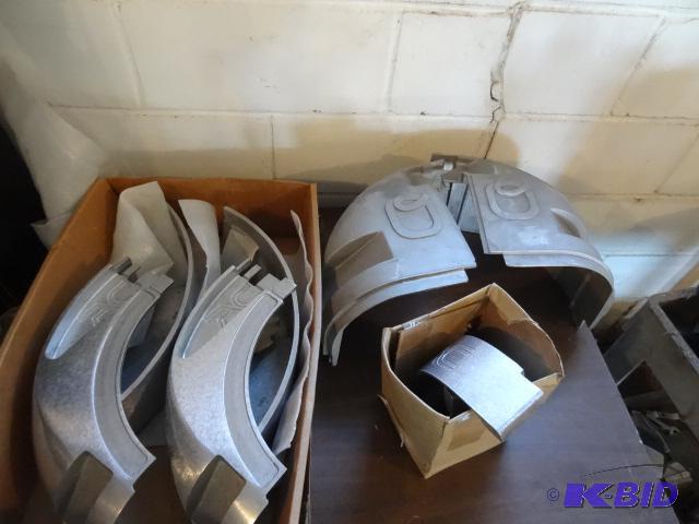 lot 94 image: American Cargo Truck Box Corners. 2 Morgan Tr...