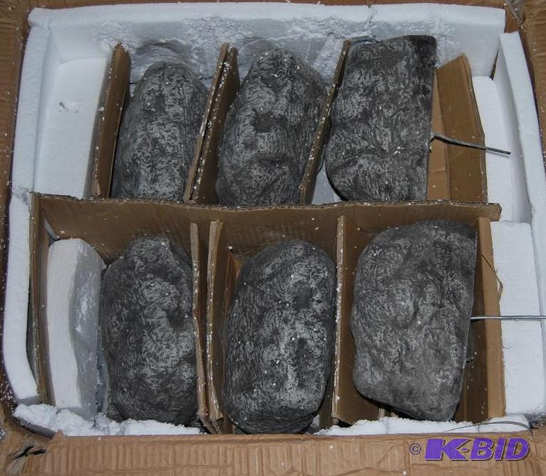 14 Pack of Fiberstone Garden Edging, each sto...