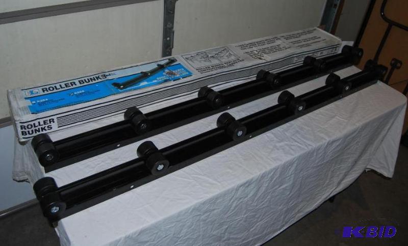 Dutton Lainson Co. Deluxe Roller Bunks, 5 foo...
