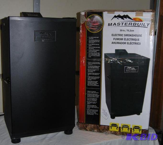 Masterbuilt 30&quot Digital Electric Smoker,...
