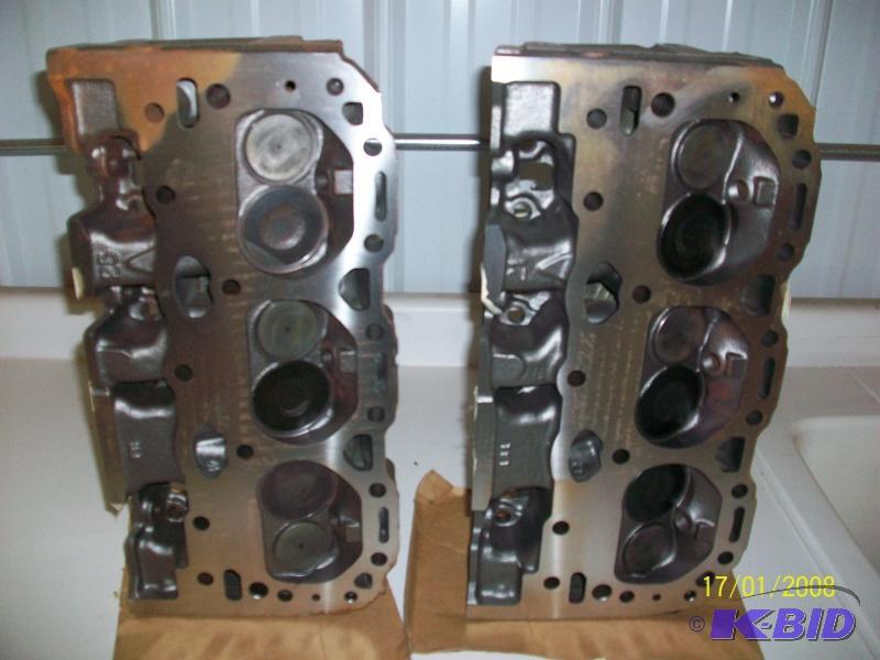 GM Chevy remanufactured heads 4.3 Liter engi...