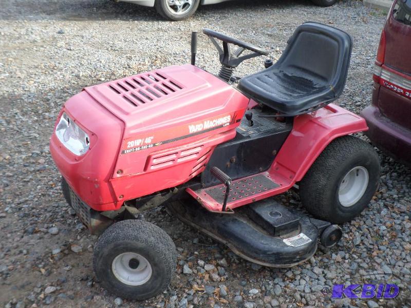 lot 2 image: MTD Yard Machines 20HP46" Lawn Tractor,...
