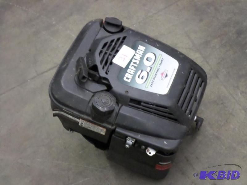 lot 31 image: Craftsman (Briggs & Stratton) 6hp Vertica...