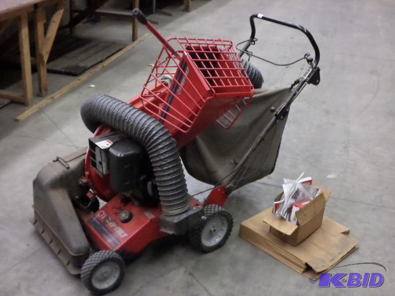 lot 5 image: Troy-Bilt Self-Propelled ChipperVac, 3-Speed...