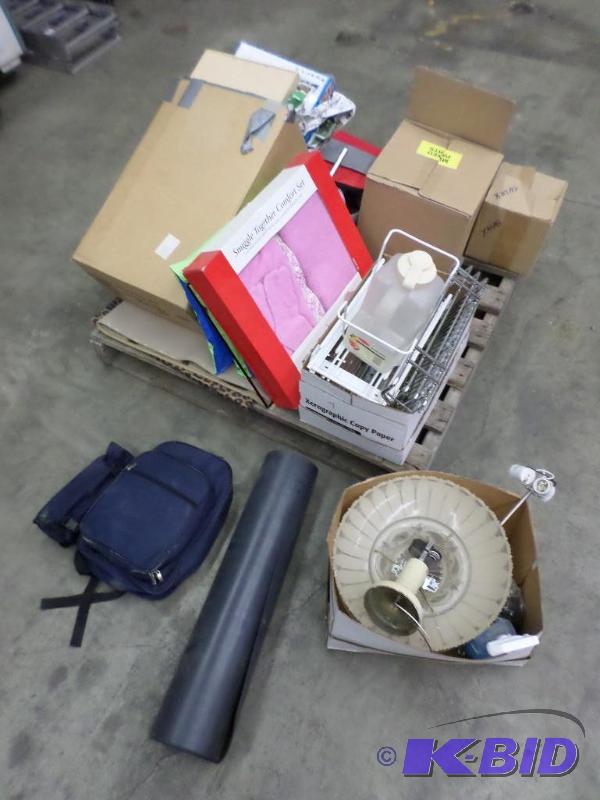 lot 7 image: Pallet Lot Lighting, Kitchen Supplies, Floor...