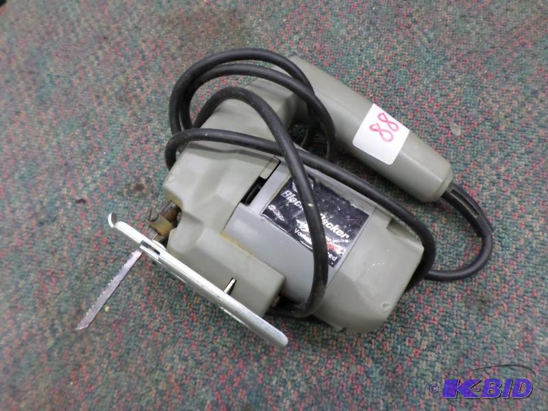lot 88 image: Black & Decker Variable Speed Jig Saw...