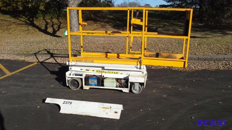 lot LIFT4 image: Custom Equipment Hybrid HB1030