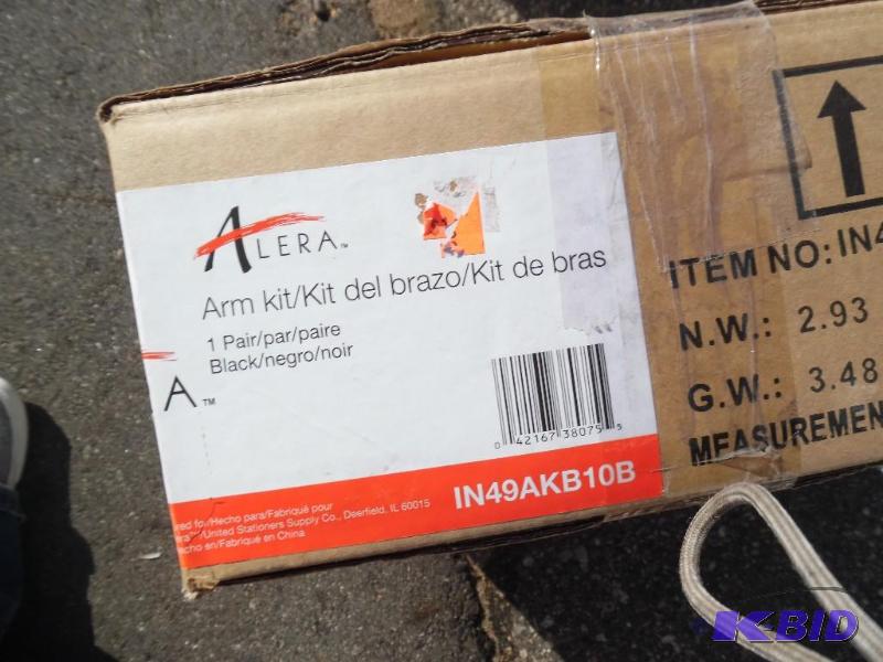 lot 163 image: Arm Kit