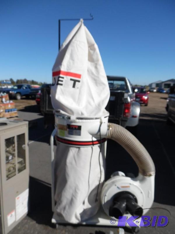 lot 5 image: JET Dust Collector