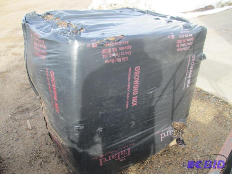 lot 10 image: Cube of Faford Soil