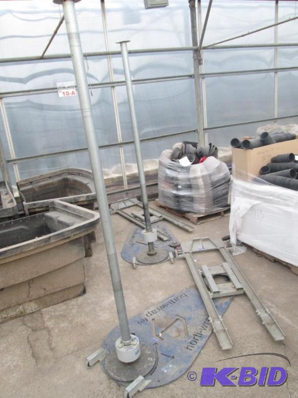 lot 19 image: Horti-Wrap Seran Wrap Roller