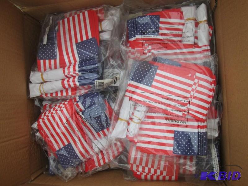 lot 36 image: American Paper Flags
