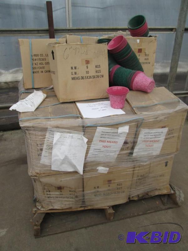 lot 49 image: 6 Green & Pink Gossamer Speed Covers