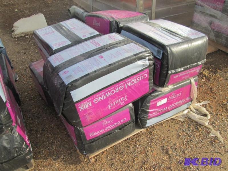 lot 5 image: Fafard Custom Growing Mix - 9 Bags