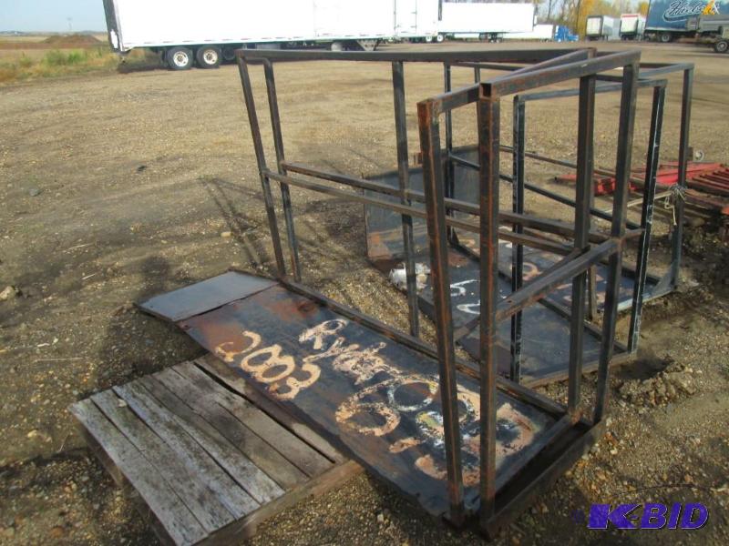 lot 69 image: Rack For the Back of a Truck