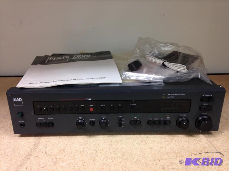 lot 11 image: NAD Monitor Series Stereo Receiver w User Ma...
