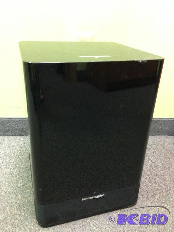 lot 12 image: Harman Kardon SB 16 16SUB Home Audio 10"...