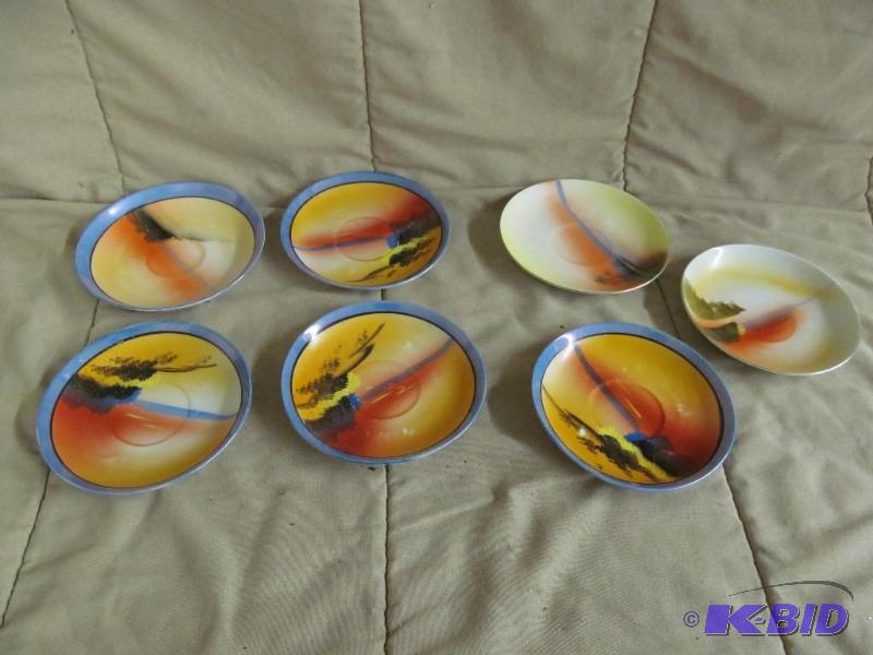 lot 13 image: Plates