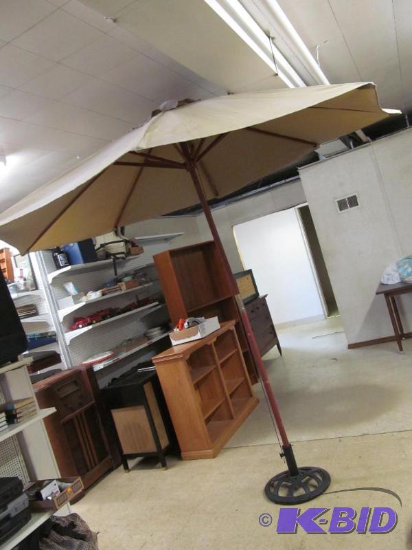lot 143 image: Umbrella