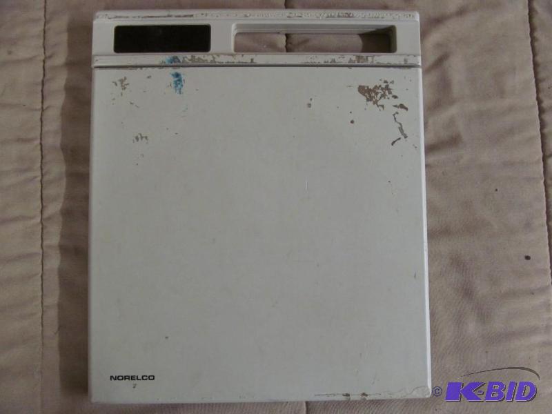 lot 156 image: Scale