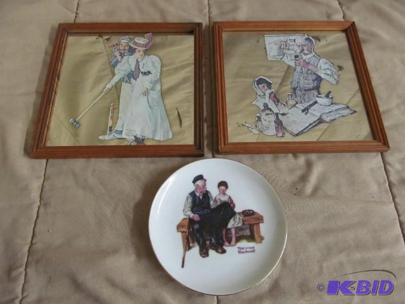 lot 16 image: Mirror