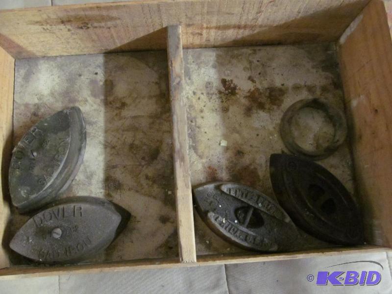 lot 168 image: Crate