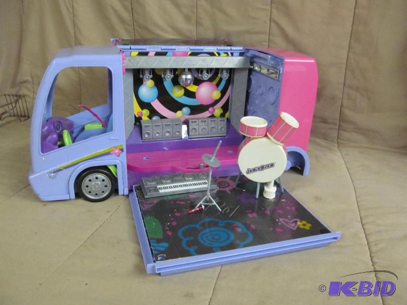 lot 169 image: Barbie