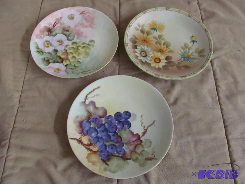 lot 17 image: Plates