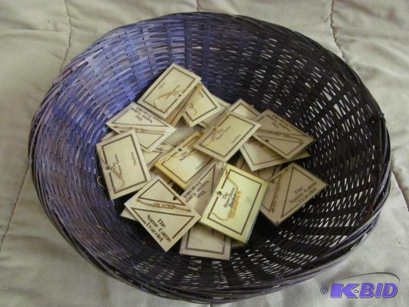 lot 18 image: Jewelry