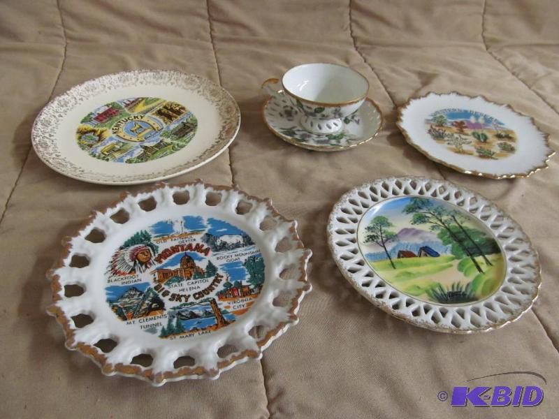 lot 29 image: Plates
