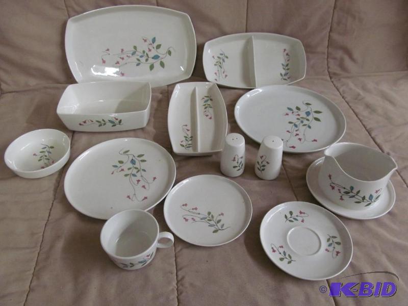 lot 37 image: China